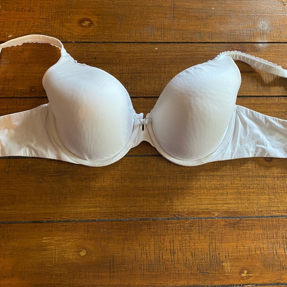 Victoria’s Secret set of 2 bras - Picture 3 of 5